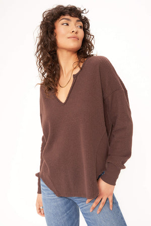 Too Close Cozy Mock Neck Fitted Long Sleeve - Rich Oak – PROJECT