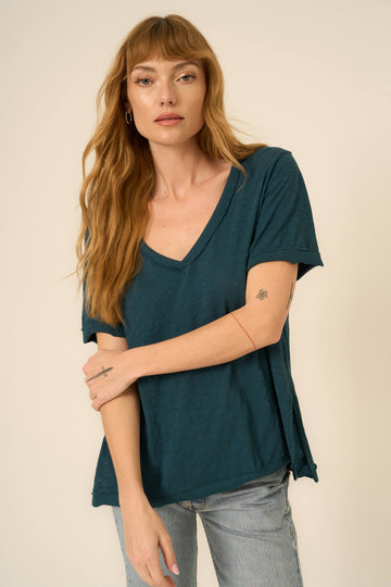 Knock Out V Neck Tee in Oceanic Teal