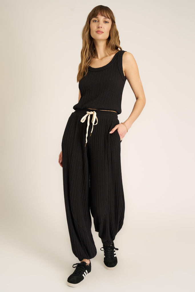 Women's Pants - Project Social T