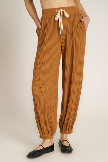 Luca Textured Rib Pant in Saddle