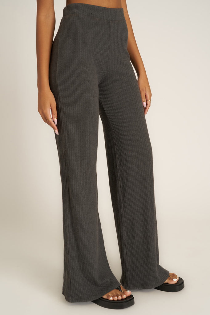 Women's Pants - Project Social T