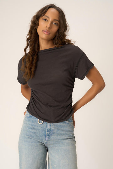 Vivi Side Ruched Tee in Washed Black